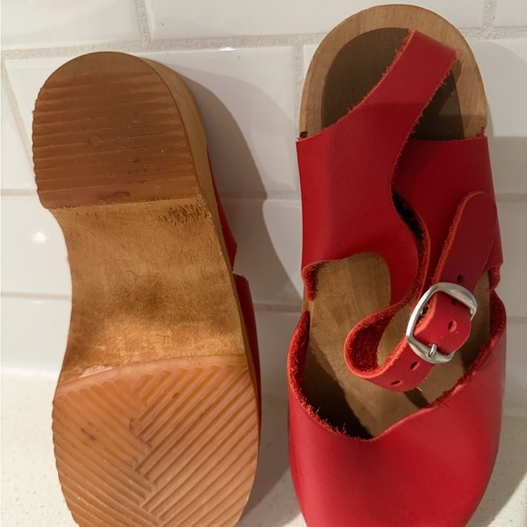 Swedish Red Leather Clogs with Wooden Sole Size 40 - Picture 5 of 12